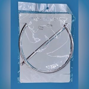 NWT Beautiful Stainless Steel Jewelry Set